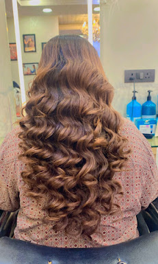 Nandini Pruthi Makeup, Nails Studio, Academy & Unisex Salon