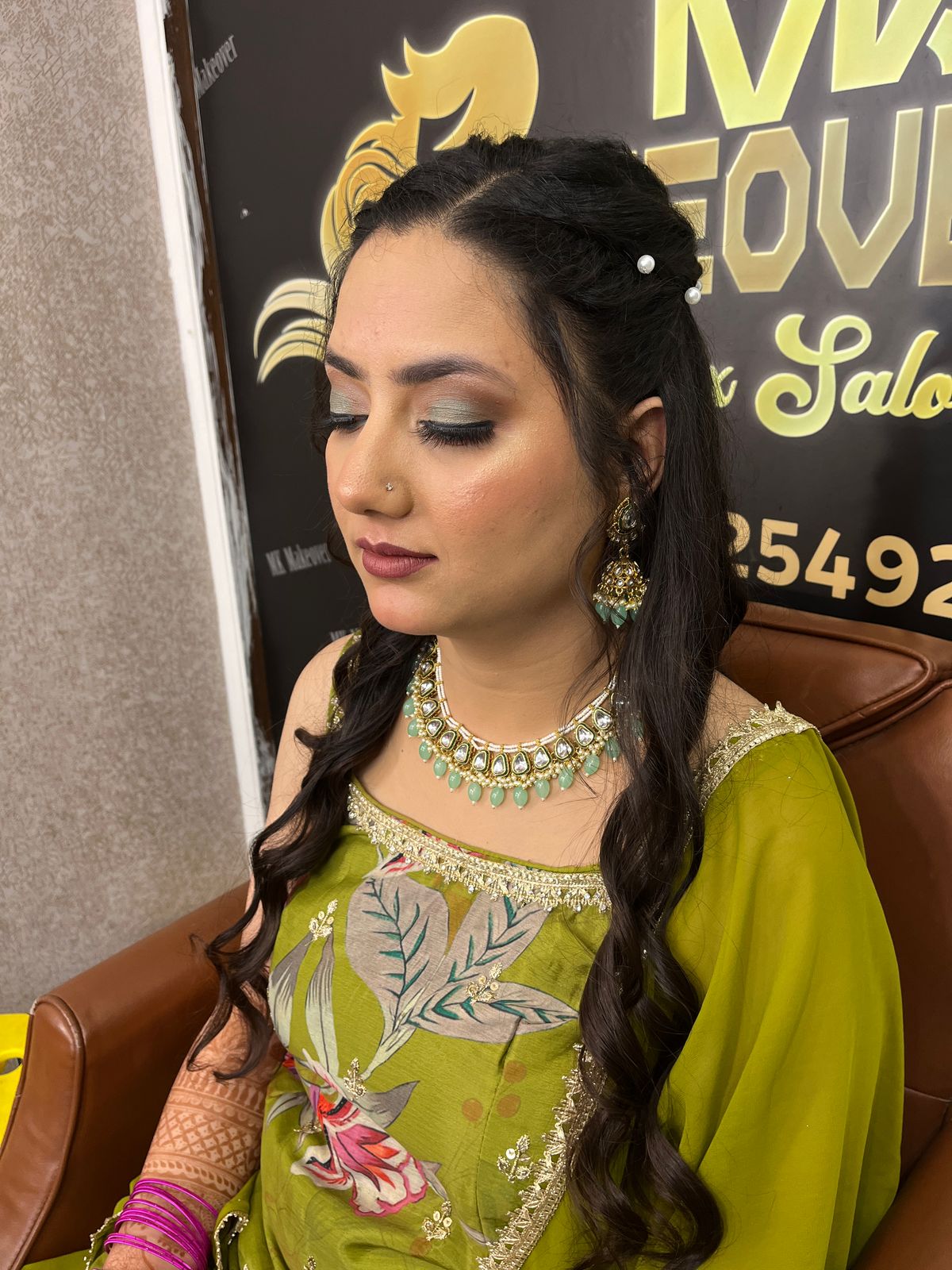 MK Makeover Unisex Salon & Academy