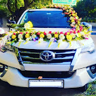 Rahis Luxury cars rental Noida