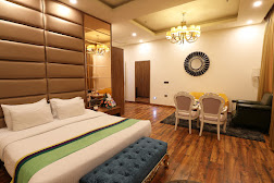 EVORA – Elegant Banquet Halls & Hotel